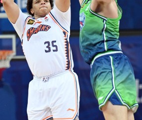 转折点！上海久事造点机会，CBA季后赛清晨攻防权衡，质疑声仍在，更衣室氛围转暖的简单介绍-开云登录入口